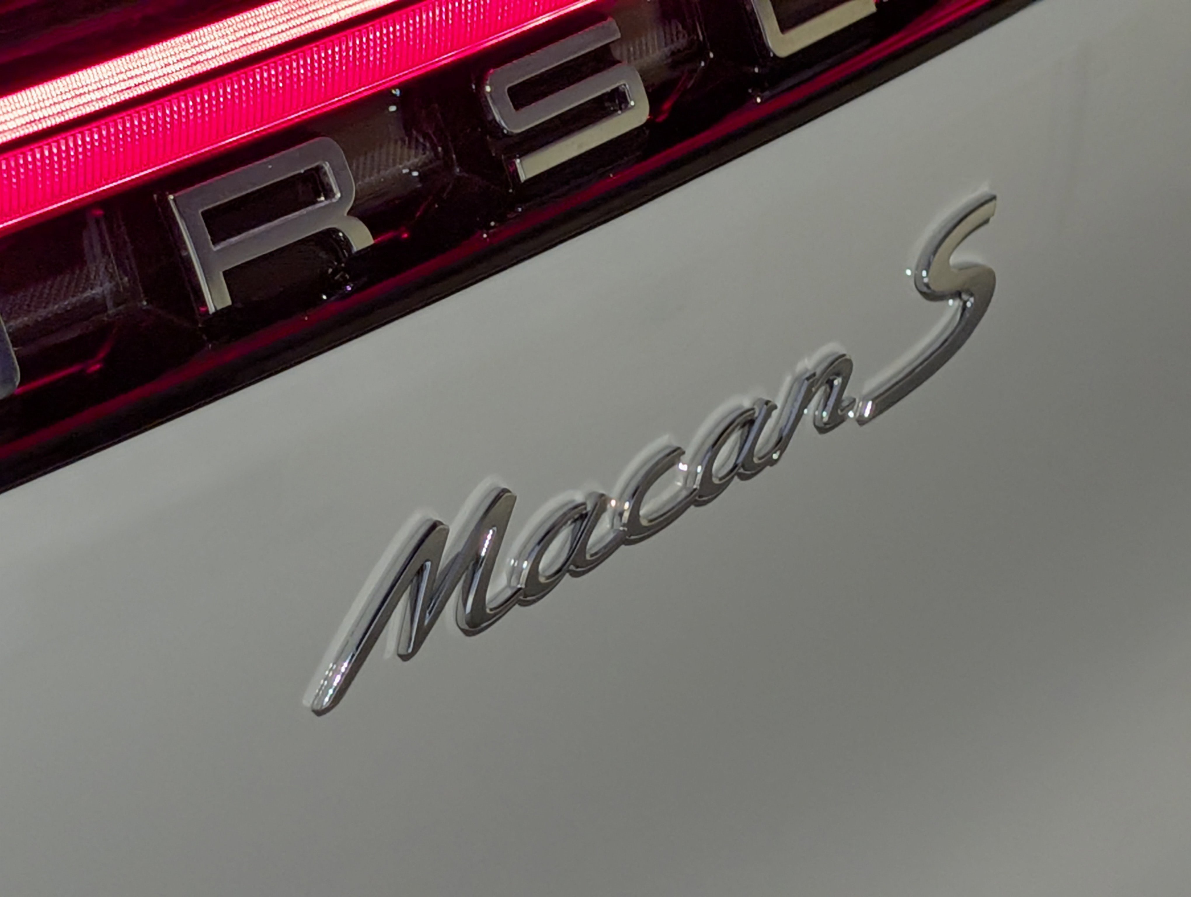 New 2026 Porsche Macan S image 14