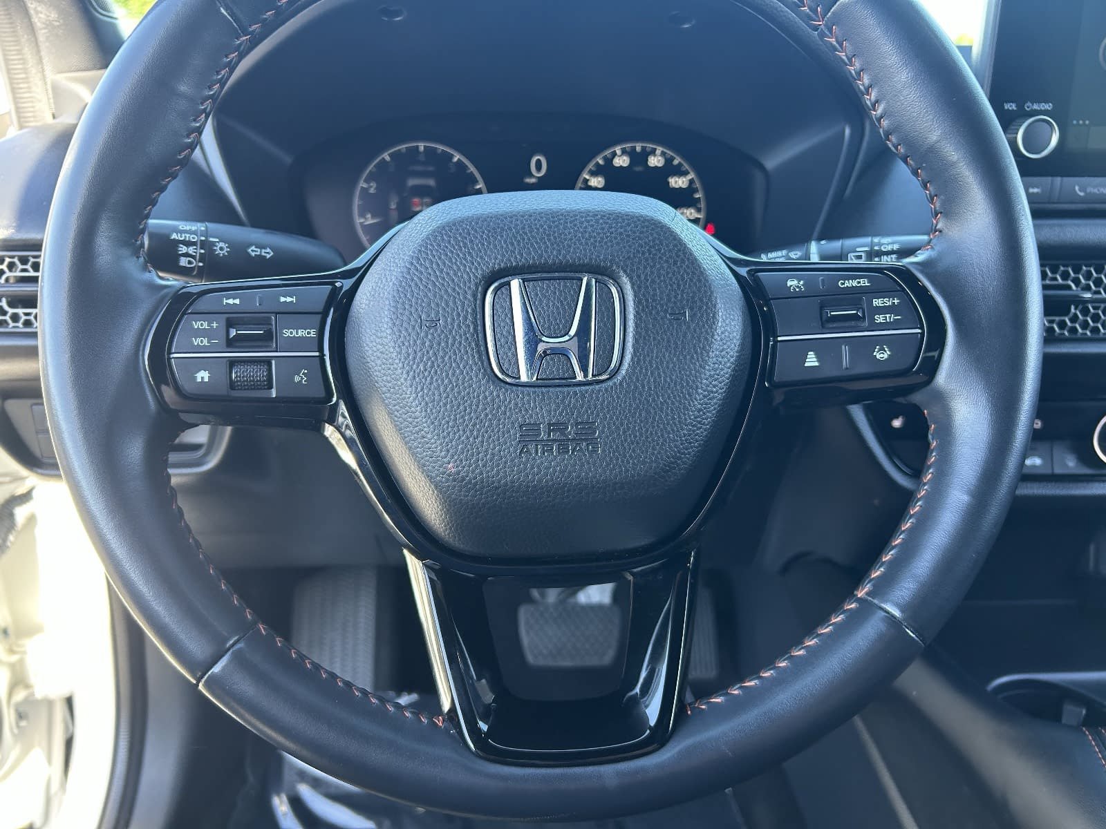 Certified 2025 Honda HR-V Sport image 26