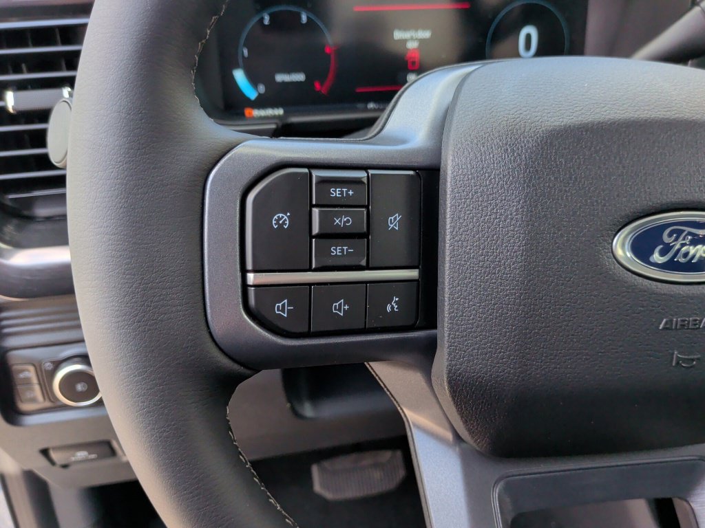 New 2026 Ford F350 Lariat w/ FX4 Off-Road Package AWD/4WD image 19