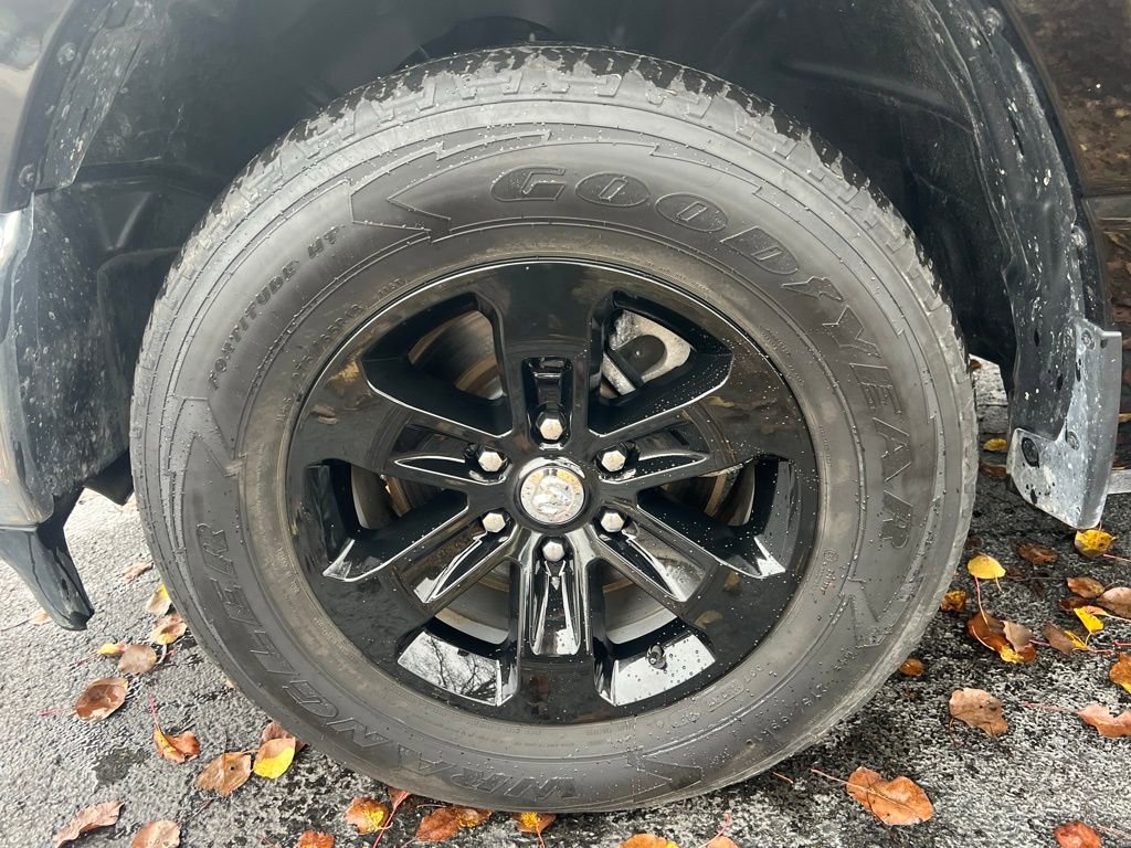 Used 2024 RAM 1500 Laramie image 24