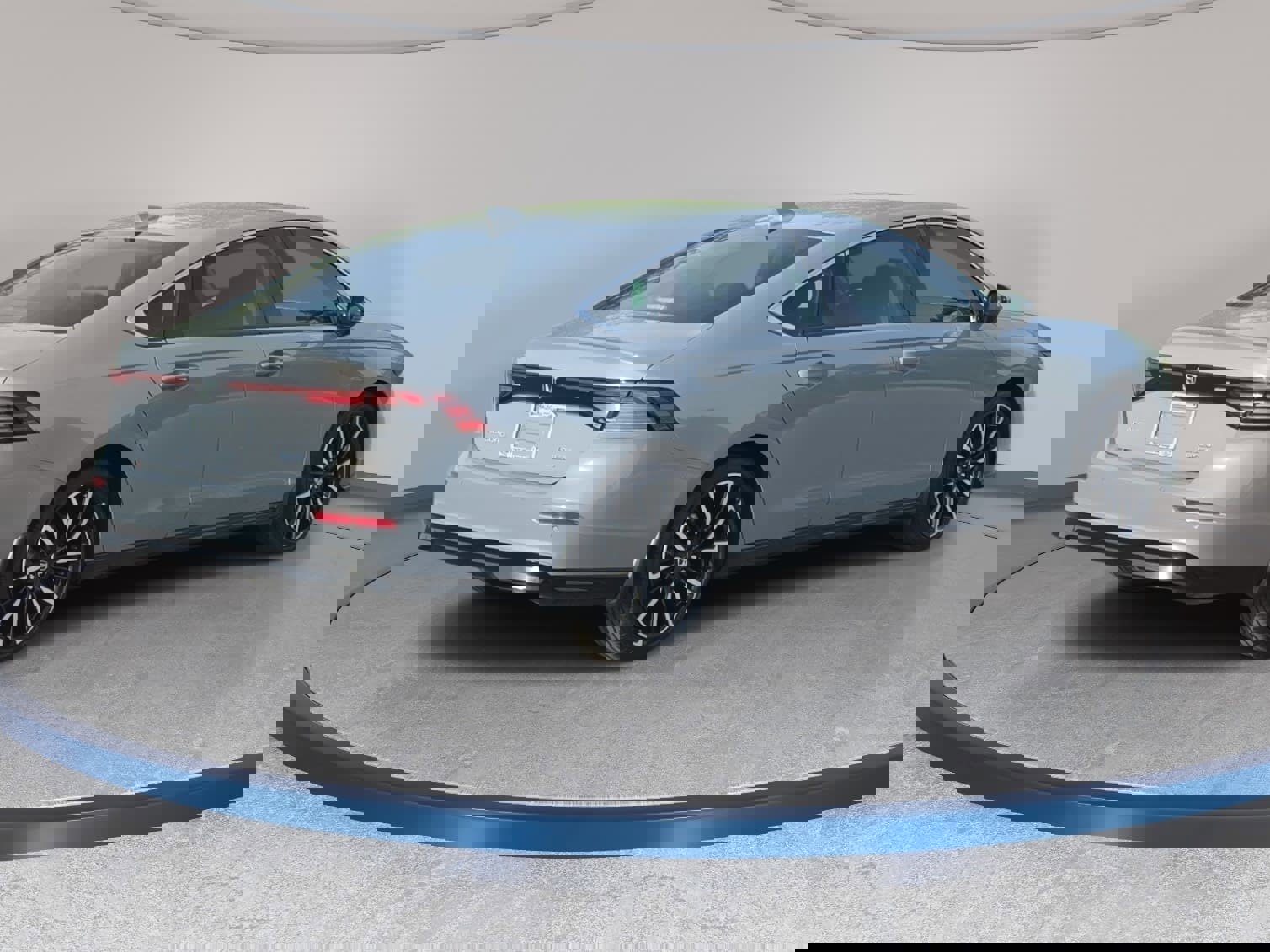 Used 2024 Honda Accord Touring image 5