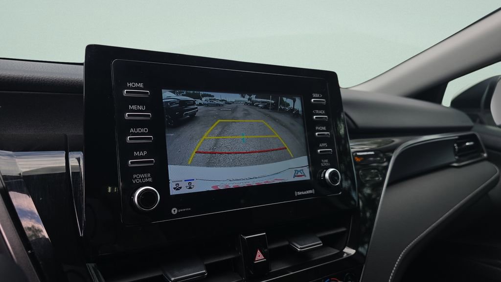 Used 2024 Toyota Camry SE FWD image 17