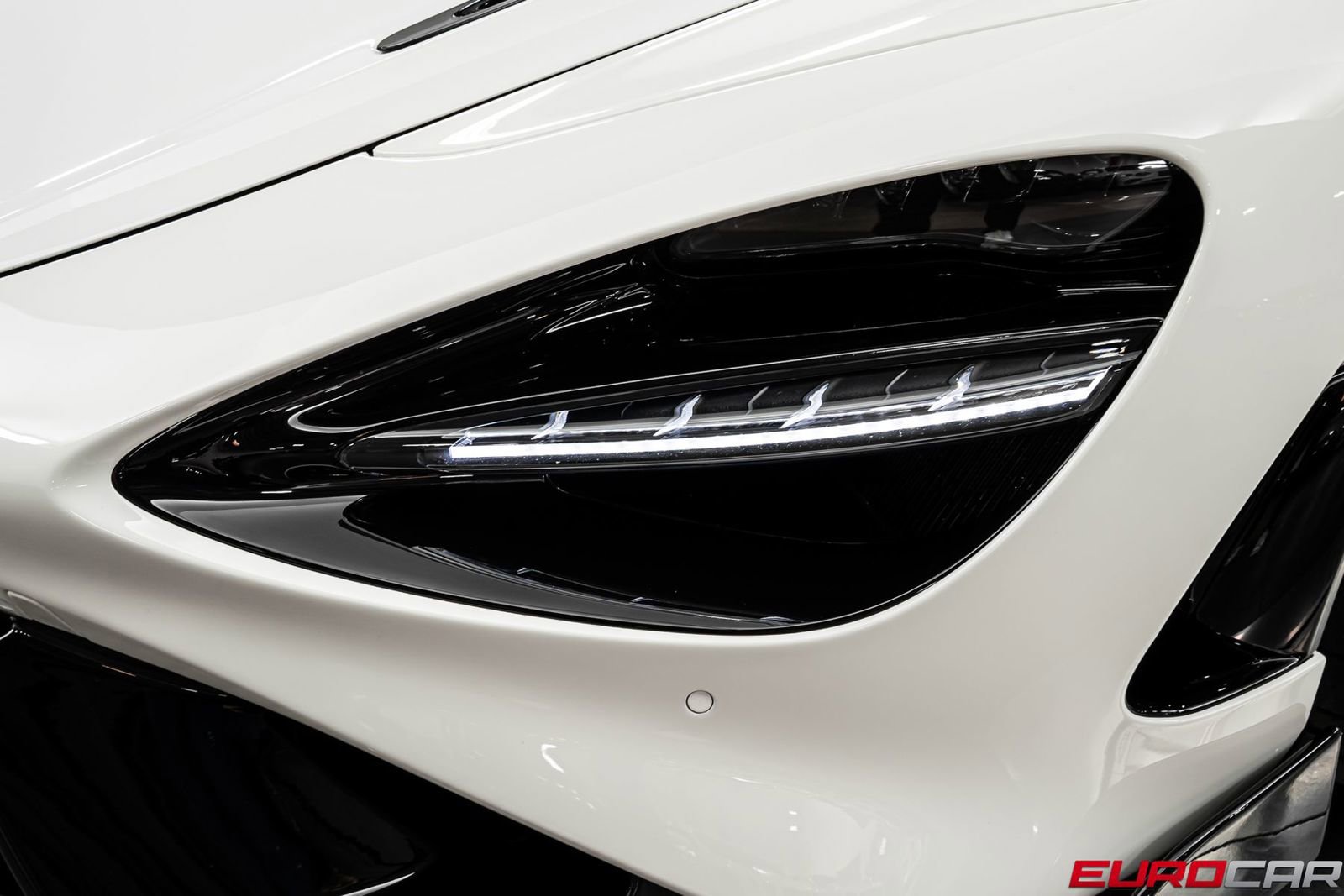 Used 2021 McLaren 765LT RWD image 13