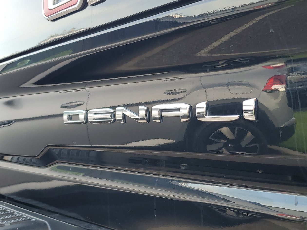 Used 2020 GMC Sierra 3500 Denali w/ Denali Ultimate Package AWD/4WD image 8