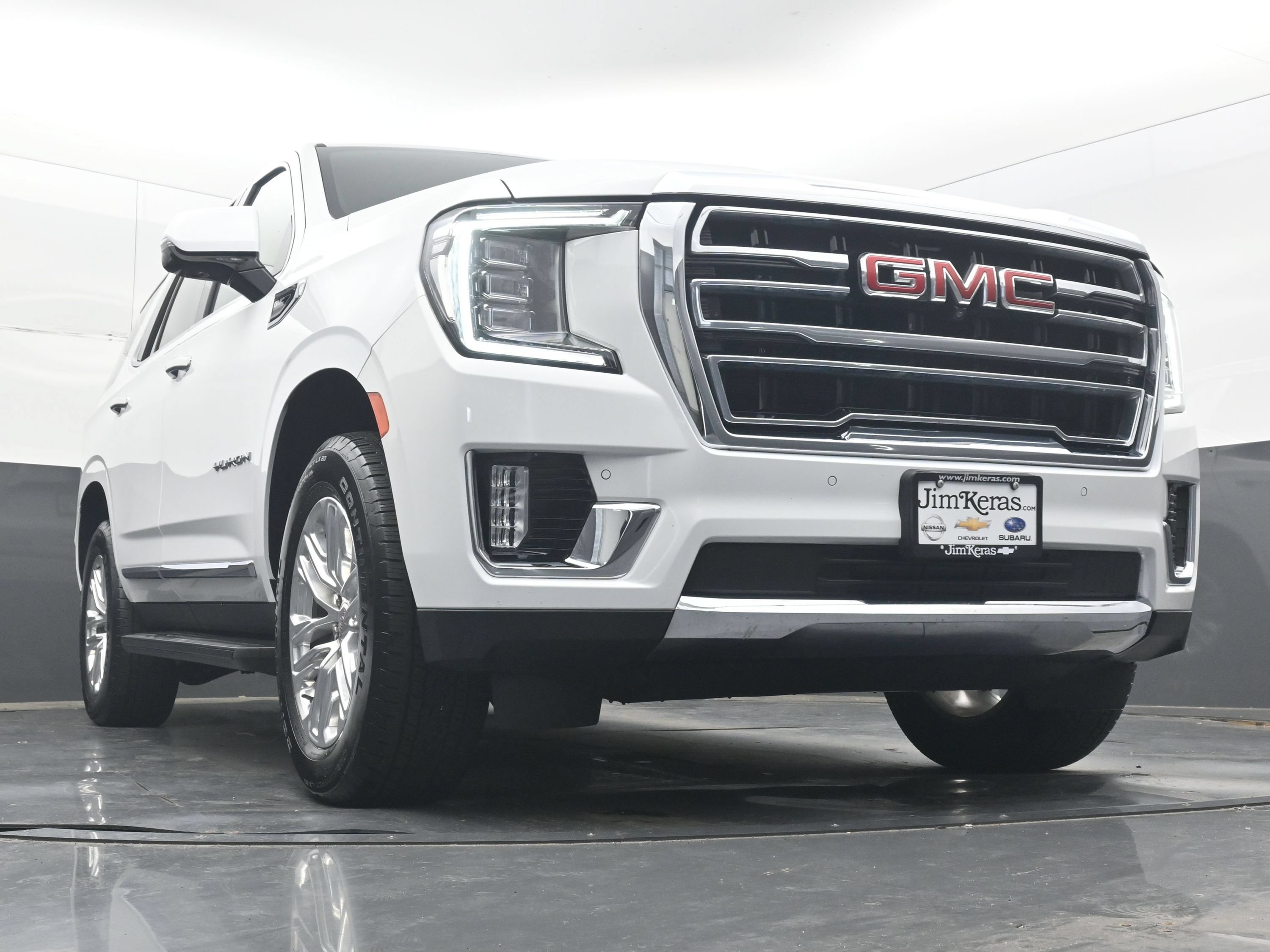Used 2024 GMC Yukon SLT w/ SLT Luxury Package AWD/4WD image 24