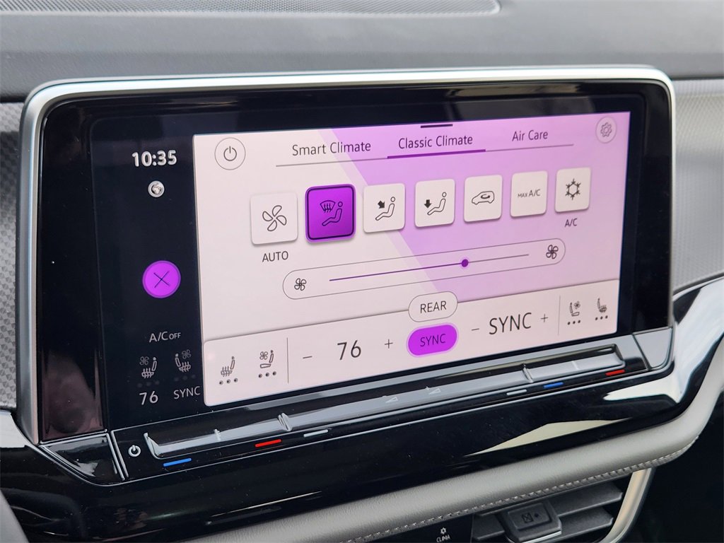 Used 2025 Volkswagen Atlas Peak Edition SE image 12