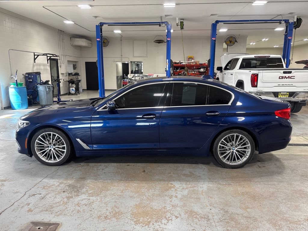 Used 2018 BMW 540i xDrive image 60