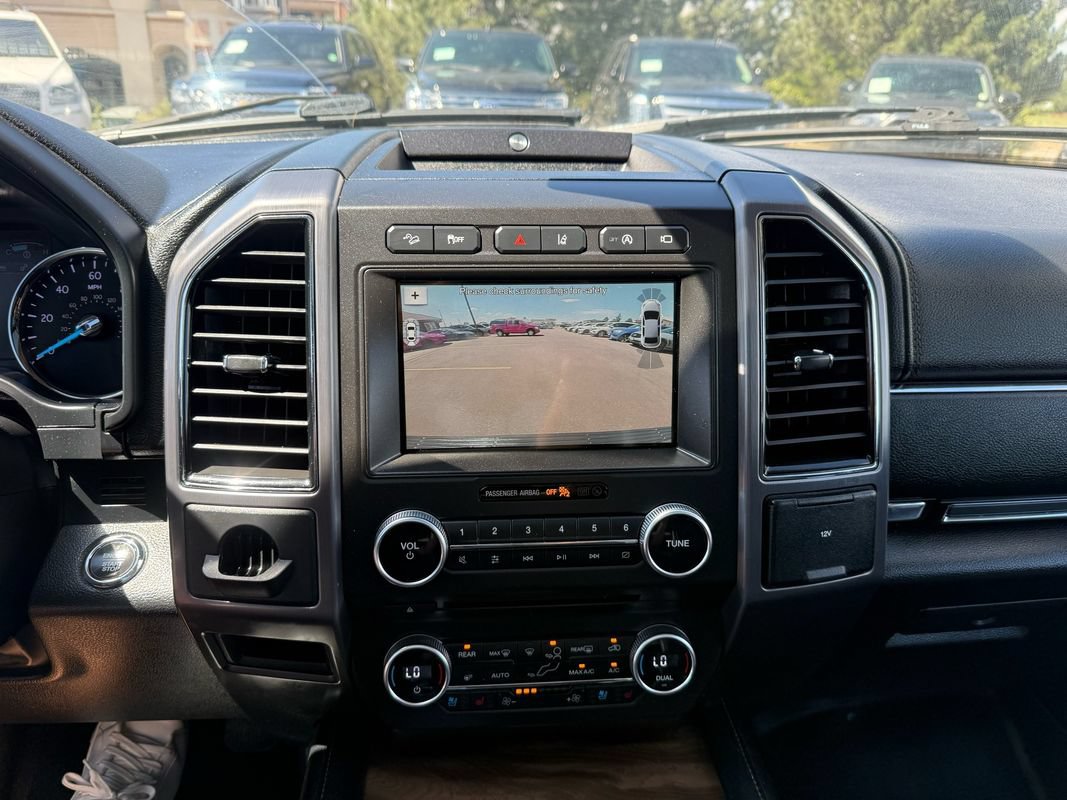 Used 2018 Ford Expedition Max Platinum AWD/4WD image 37