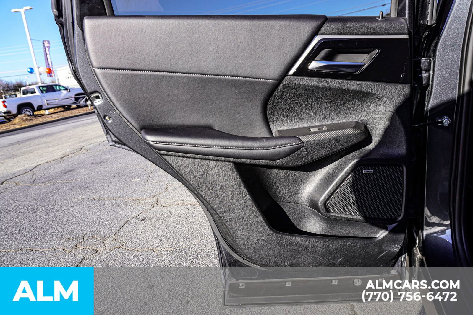 Used 2025 Mitsubishi Outlander SE image 58