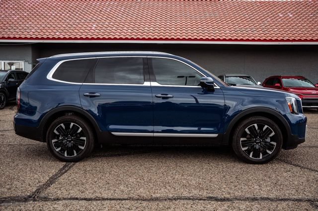 Used 2025 Kia Telluride SX Prestige AWD/4WD image 4