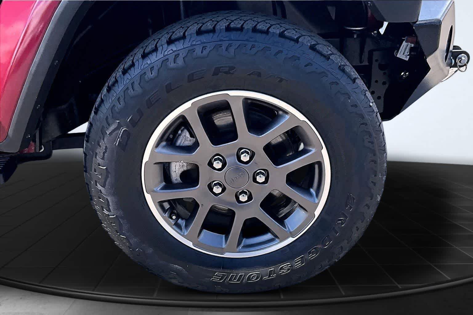 Used 2021 Jeep Wrangler Unlimited Sport AWD/4WD image 34