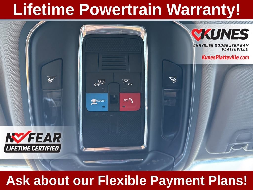 Used 2023 Jeep Grand Cherokee Laredo image 24