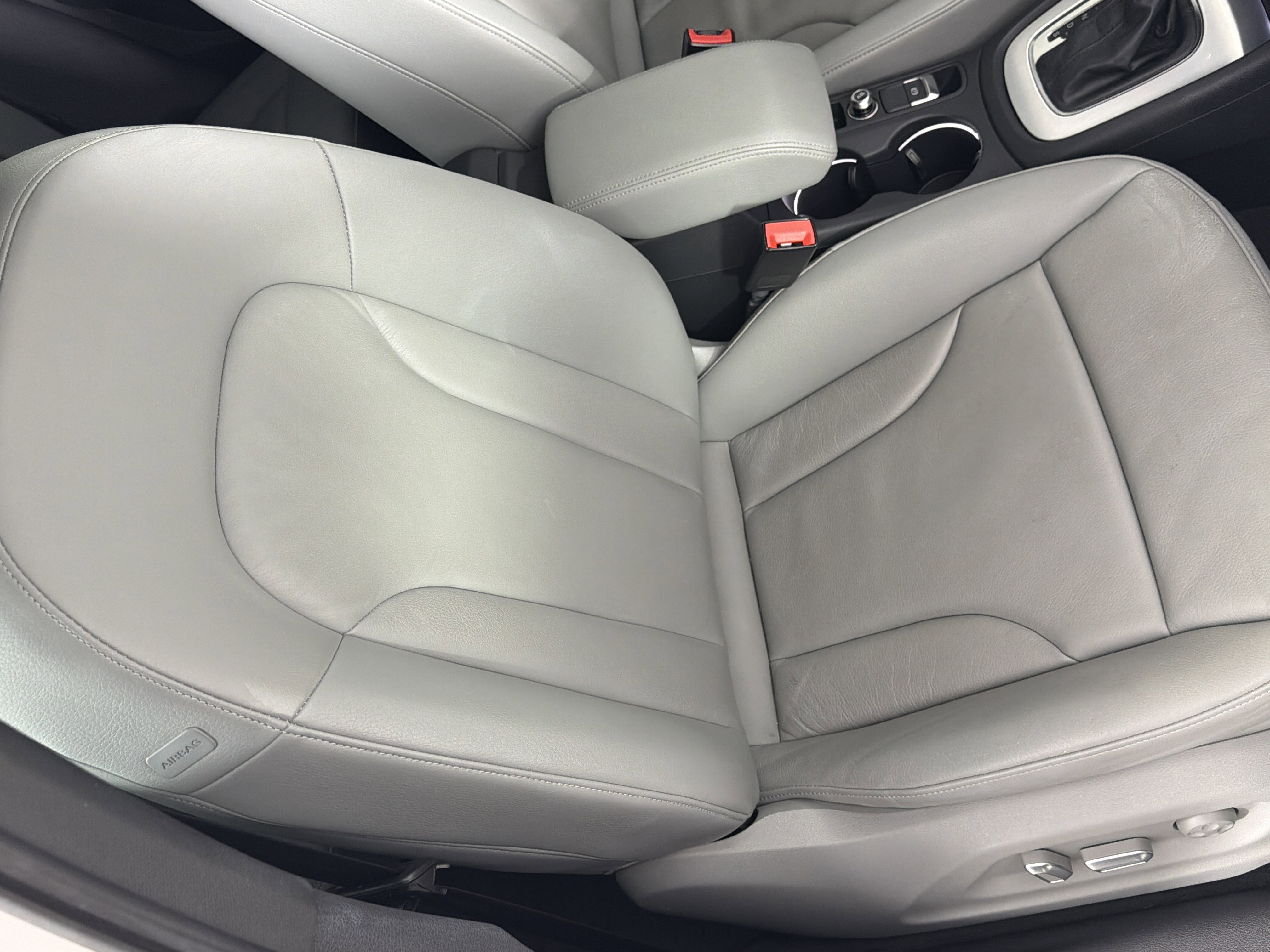 Used 2018 Audi Q3 2.0T Premium FWD image 33