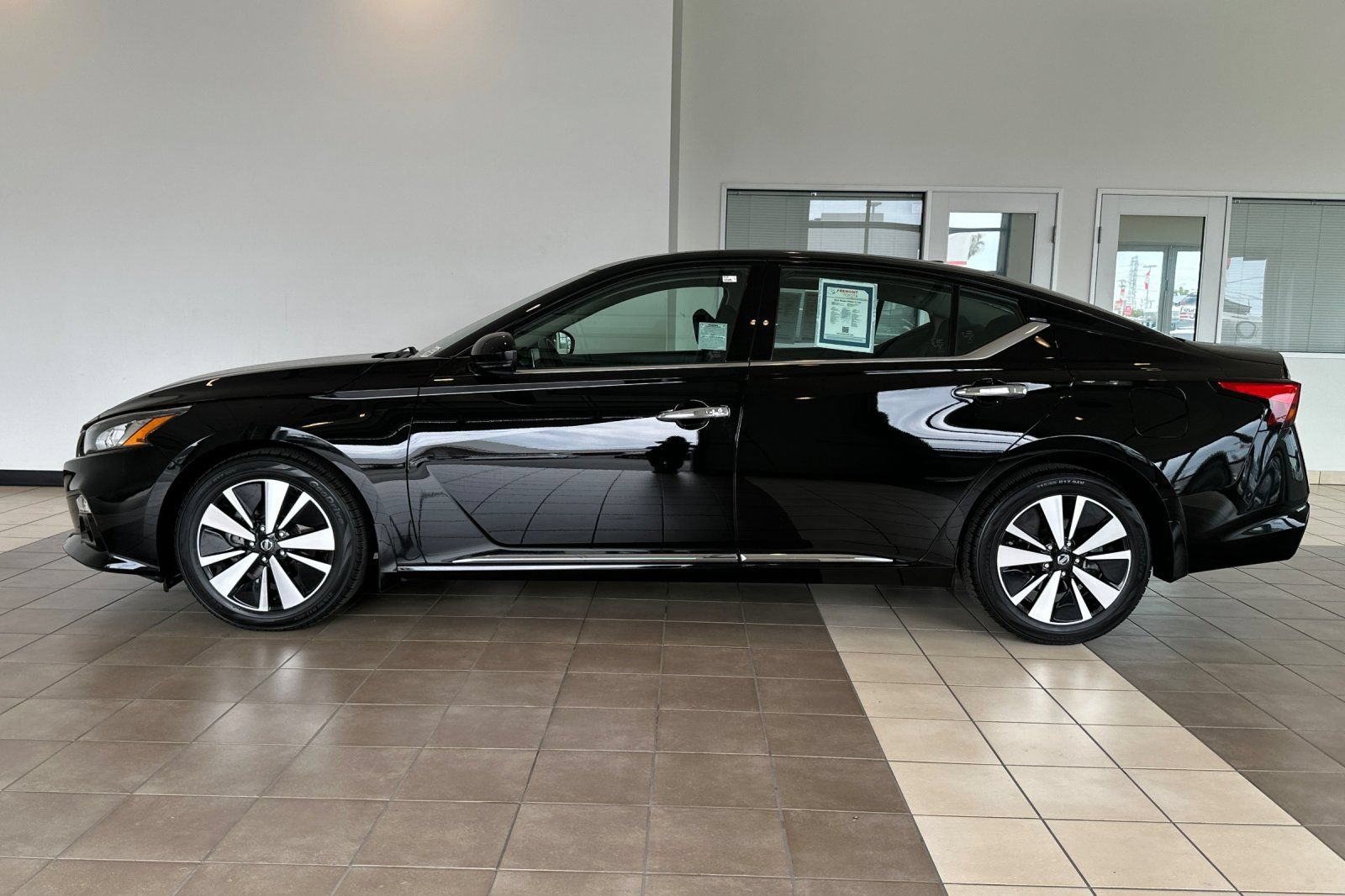 Used 2019 Nissan Altima 2.5 SV FWD image 7