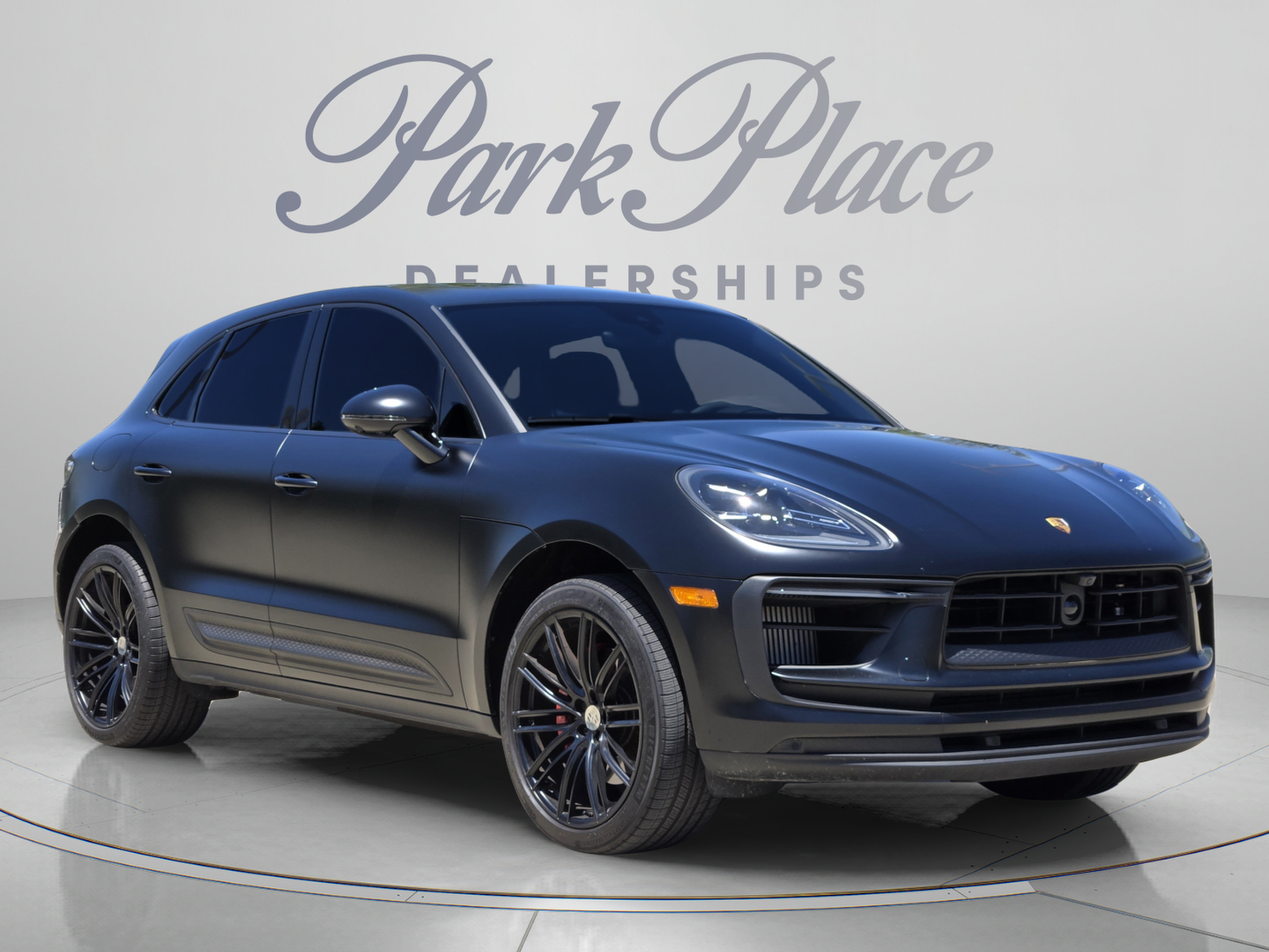 Used 2025 Porsche Macan S AWD/4WD image 7