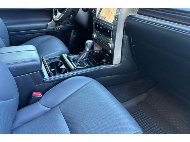 Certified 2021 Lexus GX 460 Premium w/ Premium Plus Package AWD/4WD image 16