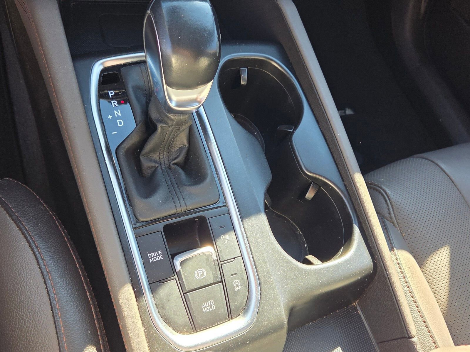 Used 2020 Hyundai Santa Fe SEL image 24