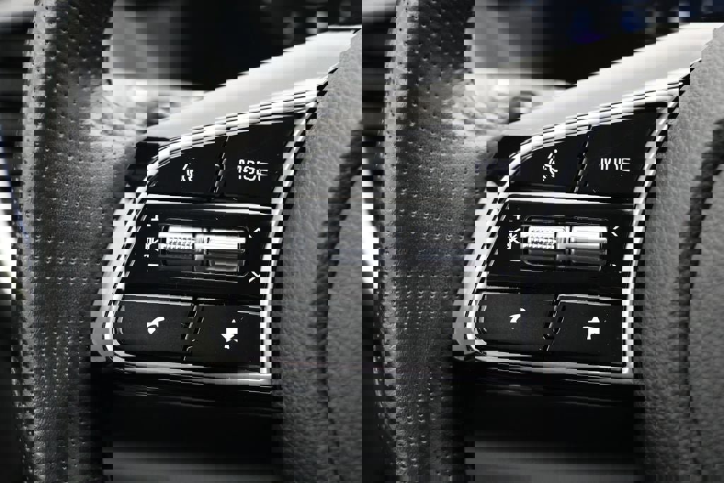 Used 2024 Kia Seltos SX image 19