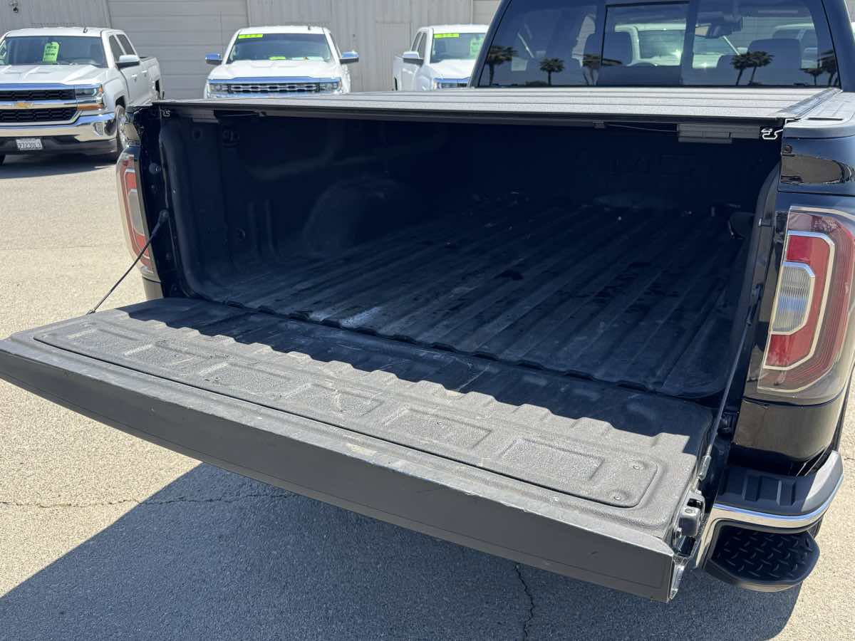 Used 2017 GMC Sierra 1500 SLT AWD/4WD image 11