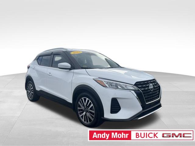 Used 2023 Nissan Kicks SV FWD image 2