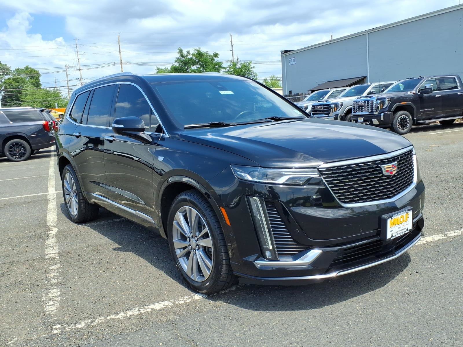 Certified 2023 Cadillac XT6 Premium Luxury w/ Technology Package AWD/4WD image 1