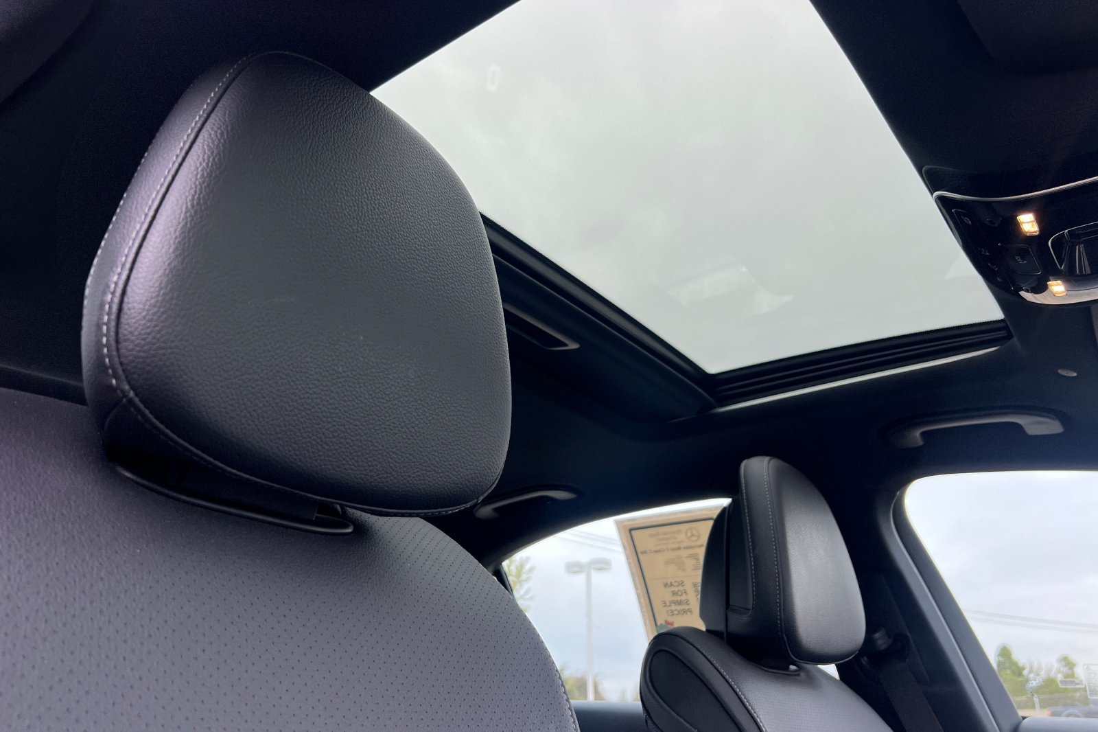 Used 2022 Mercedes-Benz C 300 Sedan image 17