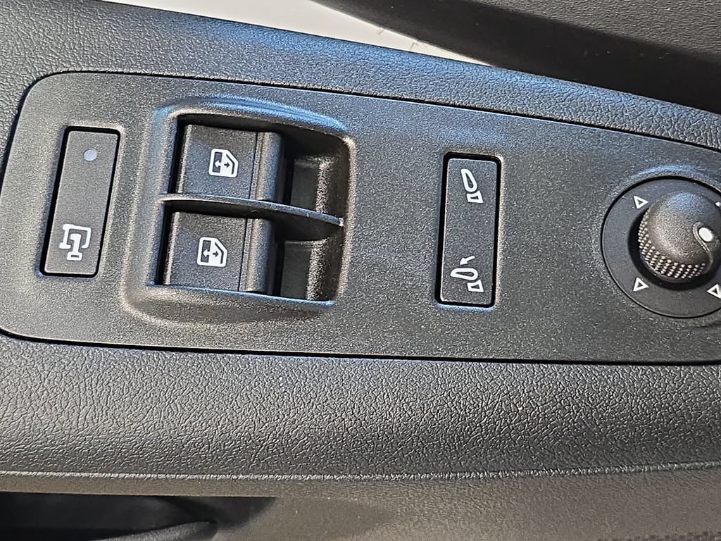 New 2026 RAM ProMaster 2500 w/ Convenience Group FWD image 27