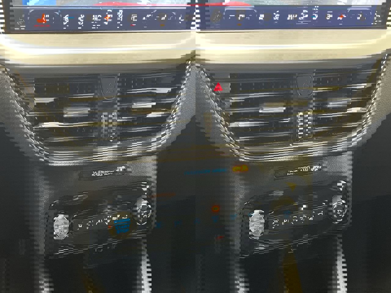 Used 2024 Ford Escape Platinum image 22