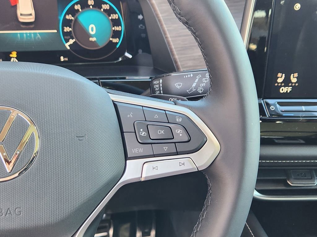 New 2026 Volkswagen Atlas SEL Premium R-Line image 18