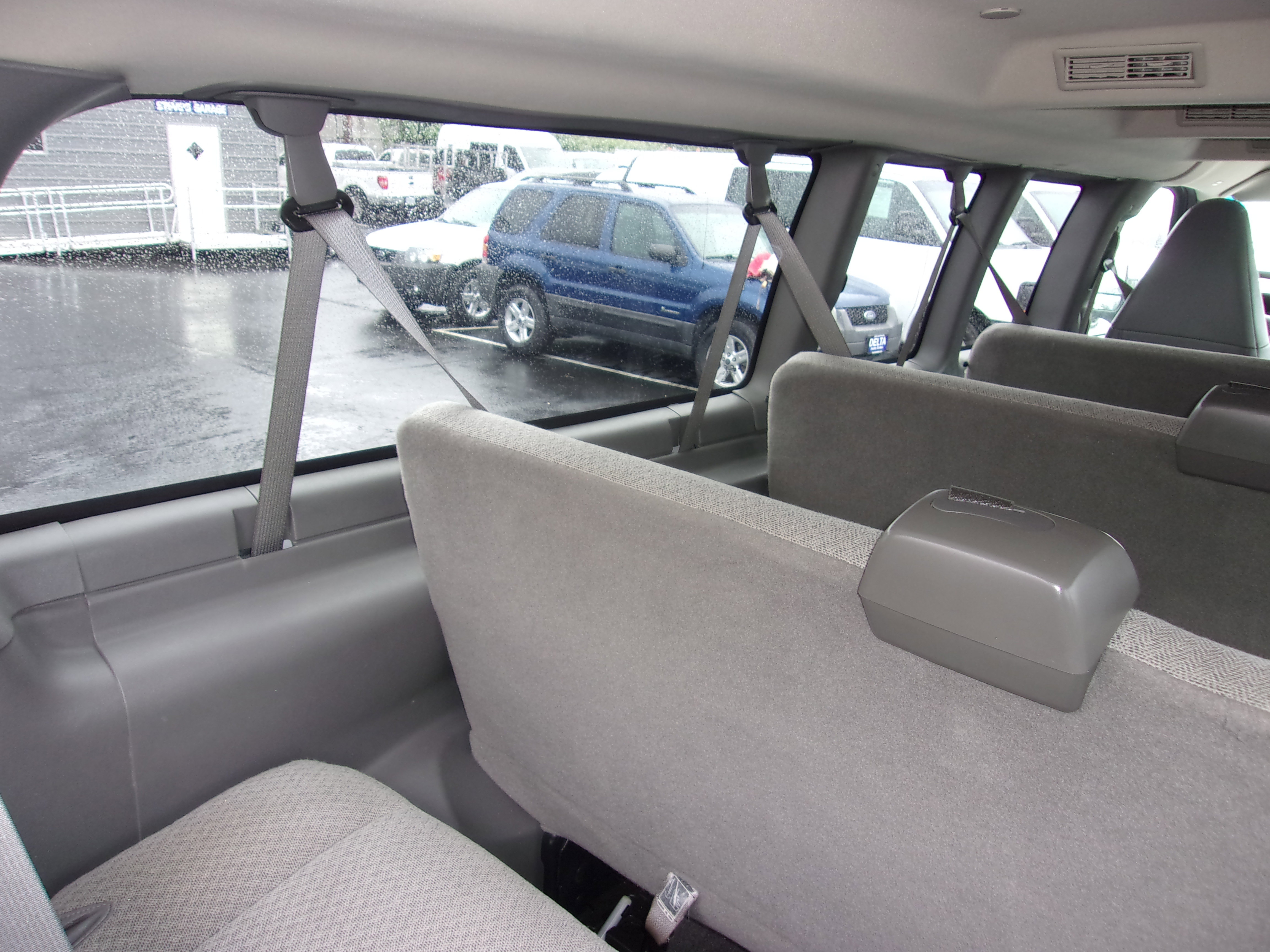 Used 2016 Chevrolet Express 3500 LT w/ LT Preferred Equipment Group image 18