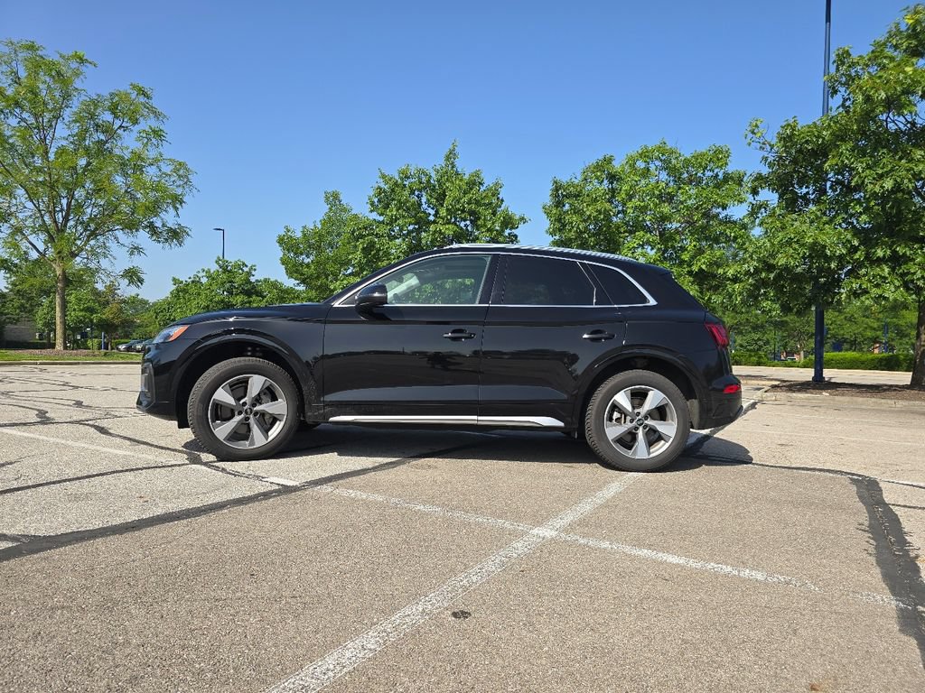 Used 2023 Audi Q5 2.0T Premium Plus w/ Premium Plus Package AWD/4WD image 13