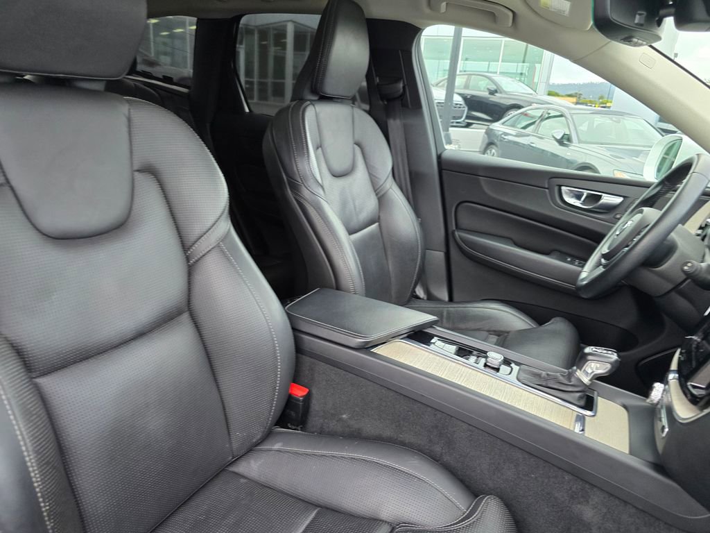Used 2021 Volvo XC60 T6 Inscription AWD/4WD image 35