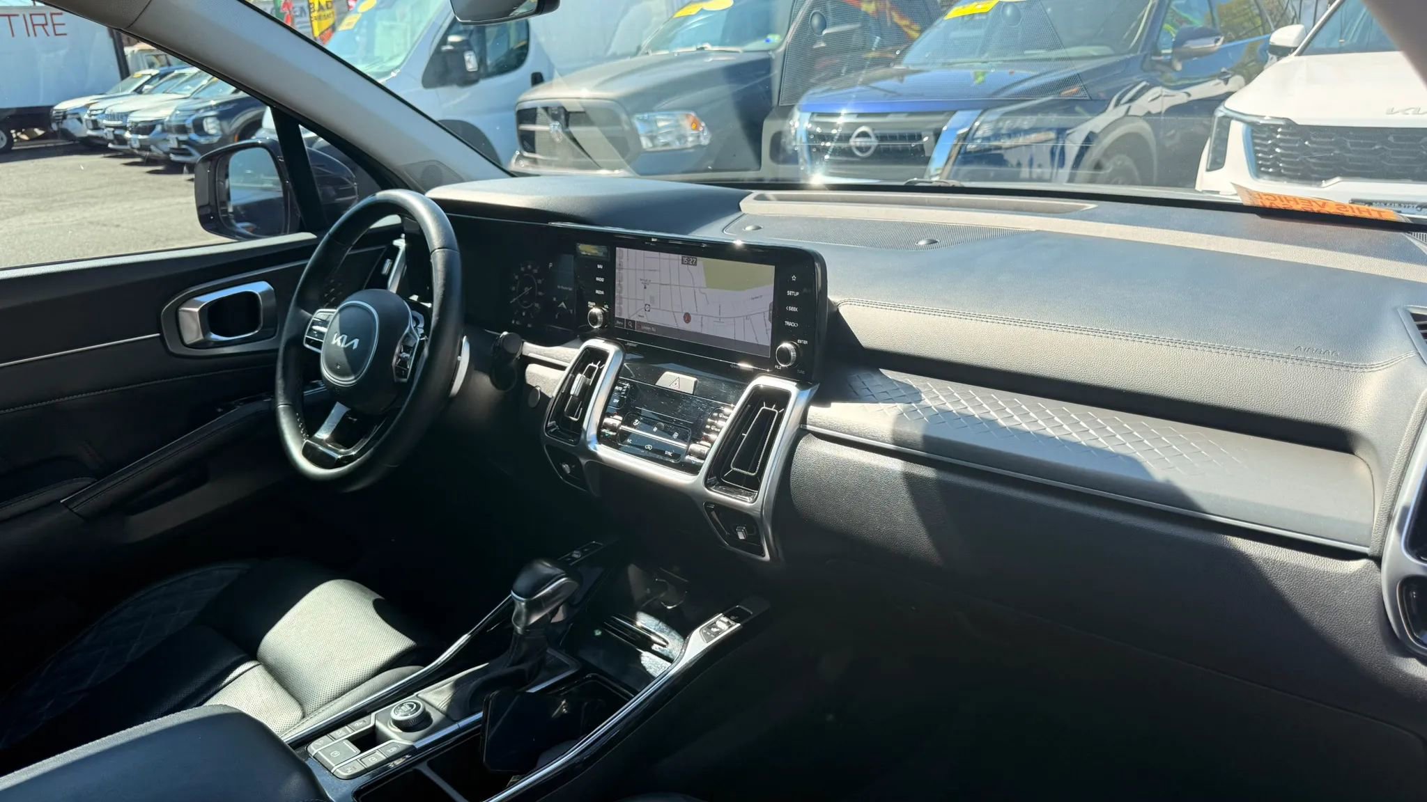 Used 2022 Kia Sorento SX FWD image 17