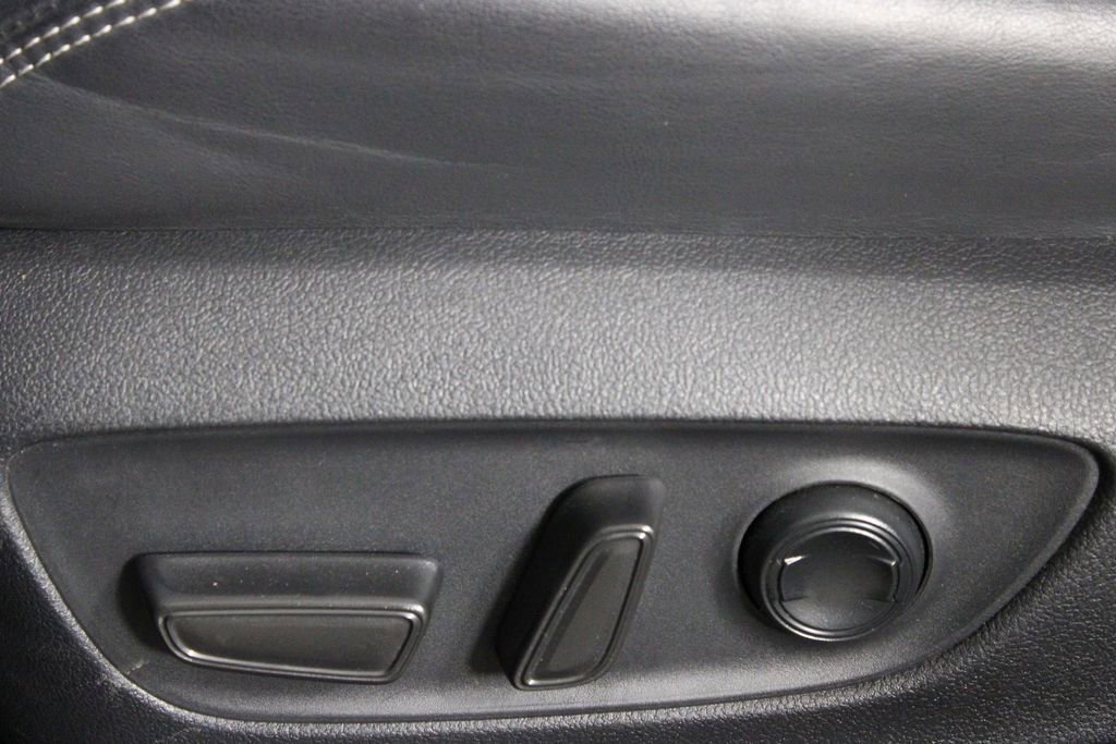 Used 2023 Toyota RAV4 XLE Premium image 19