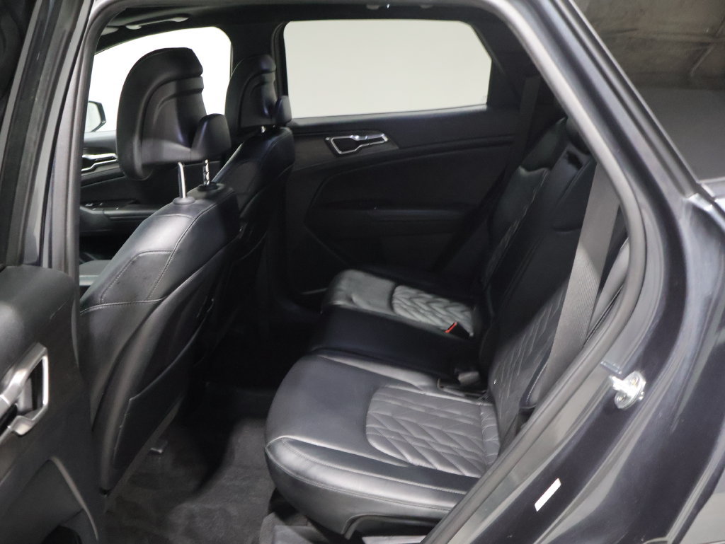 Used 2023 Kia Sportage X-Line w/ X-Line Premium Package AWD/4WD image 17