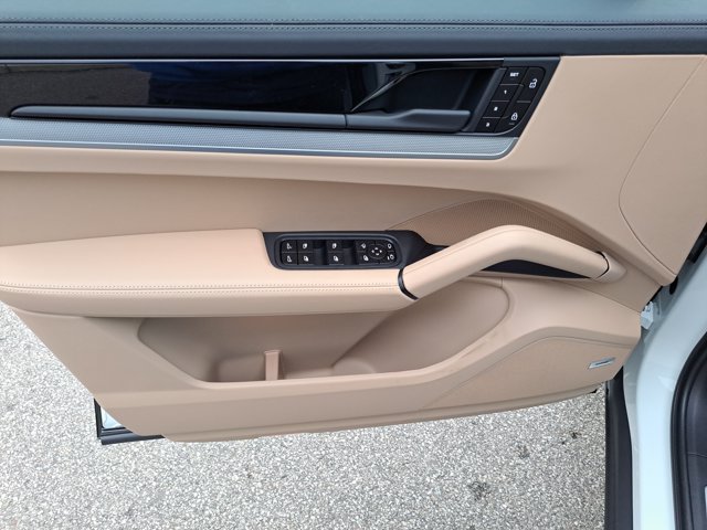New 2026 Porsche Cayenne AWD/4WD image 24