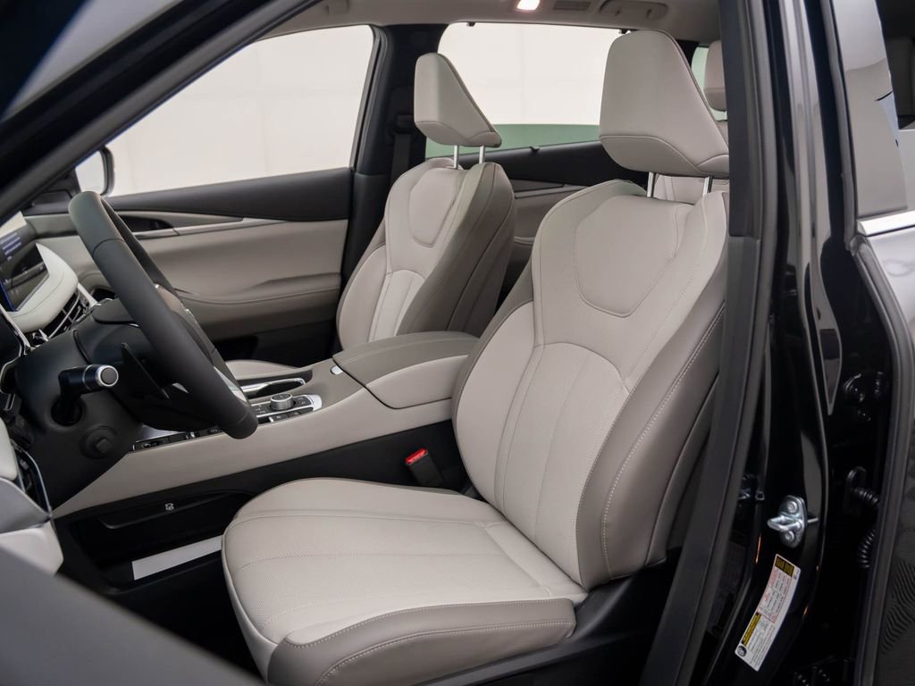 New 2026 INFINITI QX60 Luxe w/ Cargo Package image 14