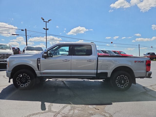 Used 2023 Ford F350 Platinum AWD/4WD image 3