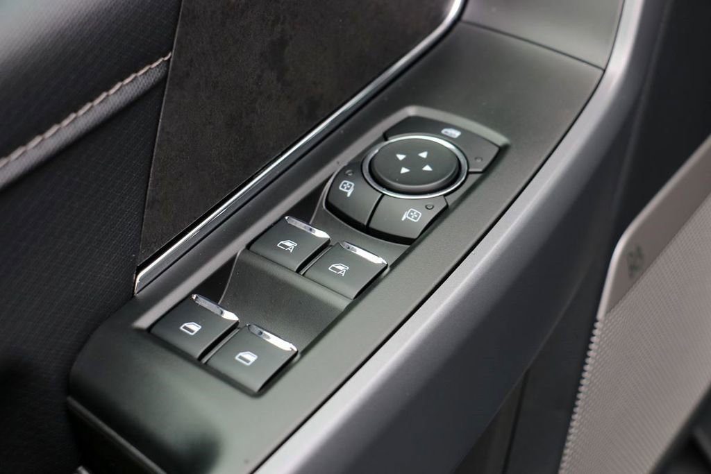 New 2025 Ford F150 XLT w/ Equipment Group 303A High image 15