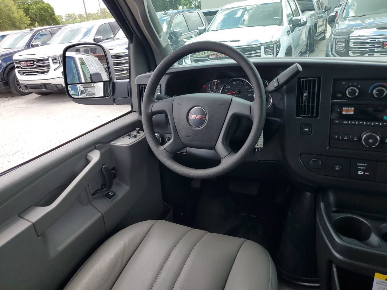 New 2026 GMC Savana 2500 Extended RWD image 13