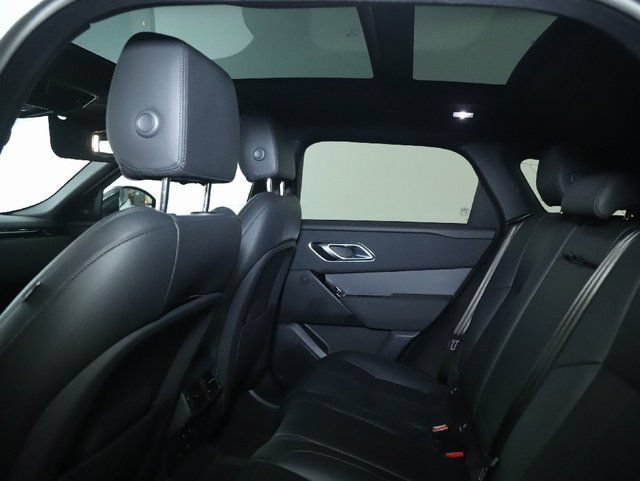 Certified 2025 Land Rover Range Rover Velar Dynamic SE AWD/4WD image 19