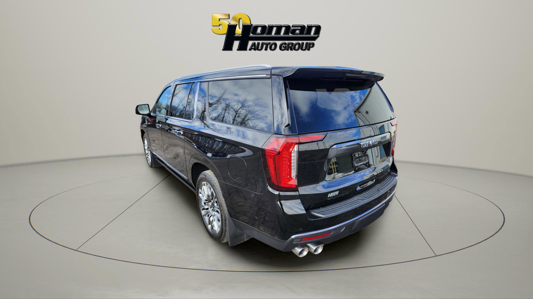 Used 2024 GMC Yukon XL Denali Ultimate w/ LPO, Floor Liner Package image 3