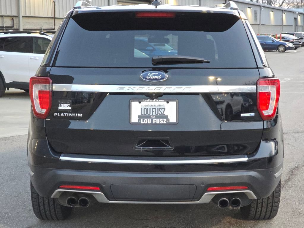 Used 2018 Ford Explorer Platinum image 23