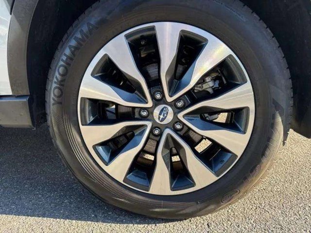 Certified 2025 Subaru Outback Limited image 25