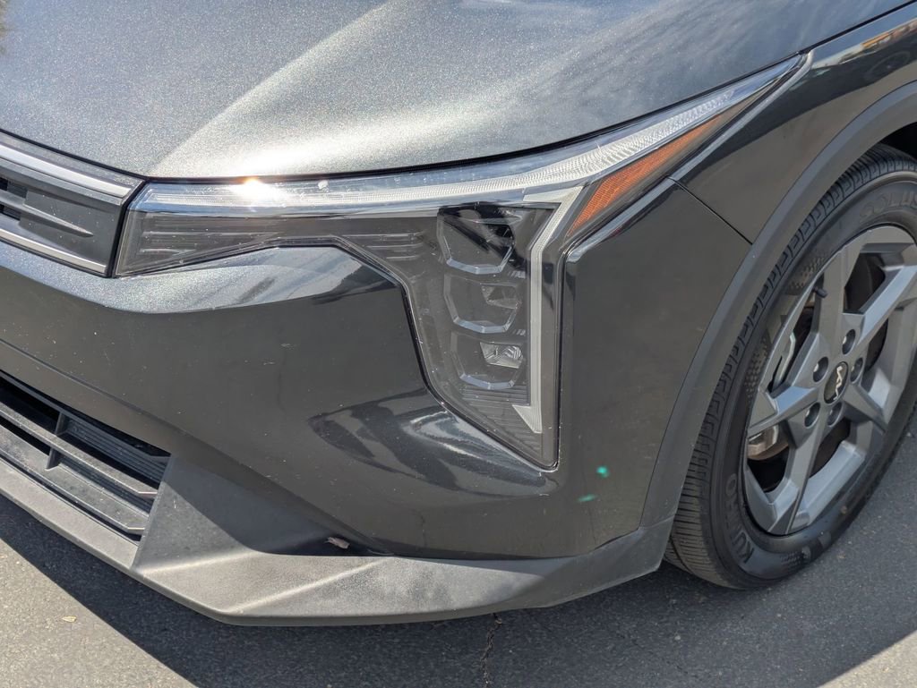 Used 2025 Kia K4 FWD image 11