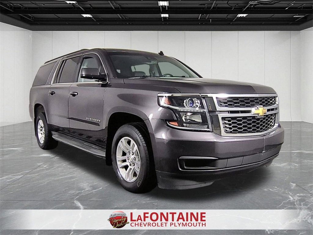 Used 2015 Chevrolet Suburban LT image 2