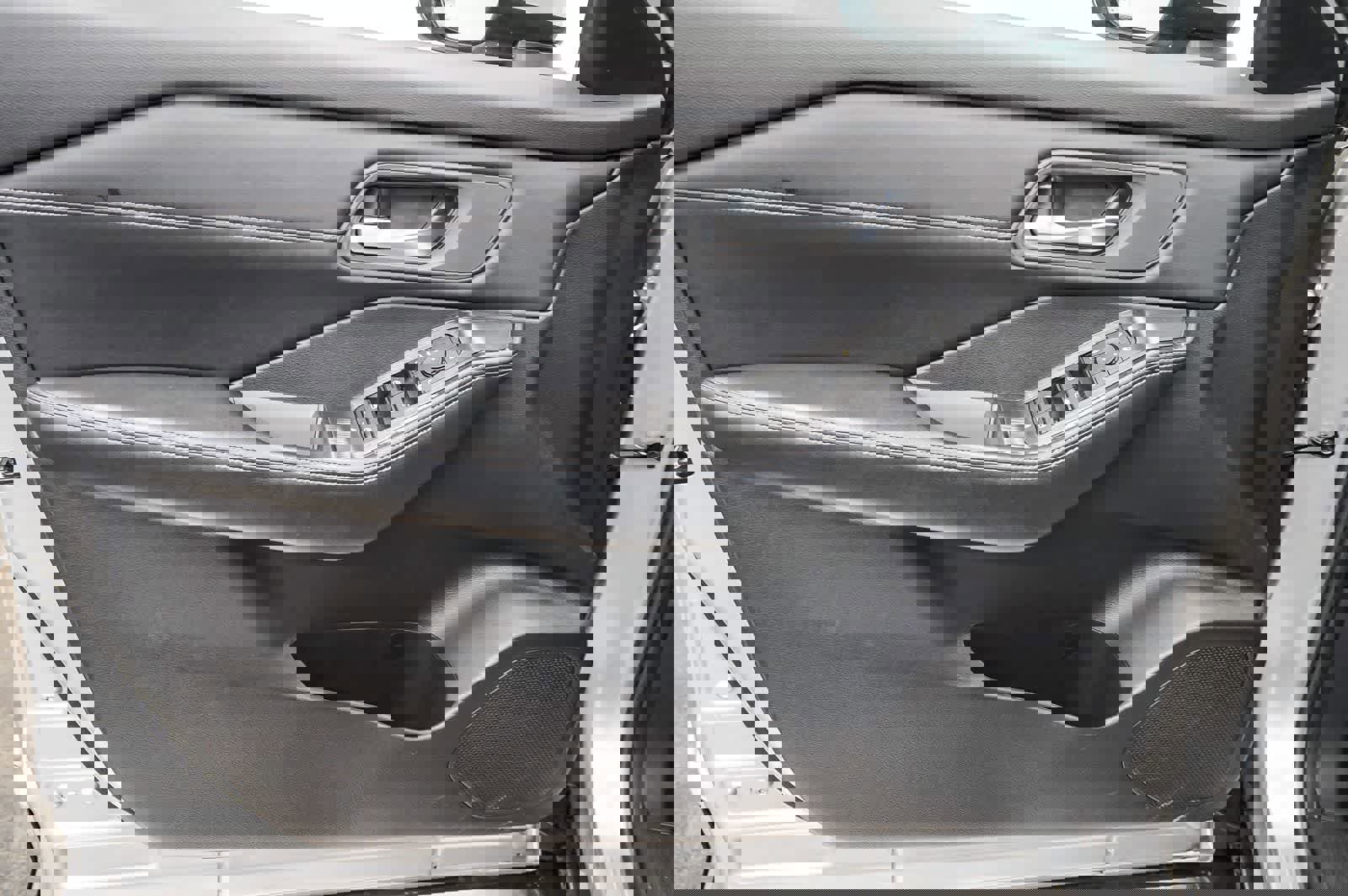 Used 2024 Nissan Rogue SV w/ SV Premium Package image 22