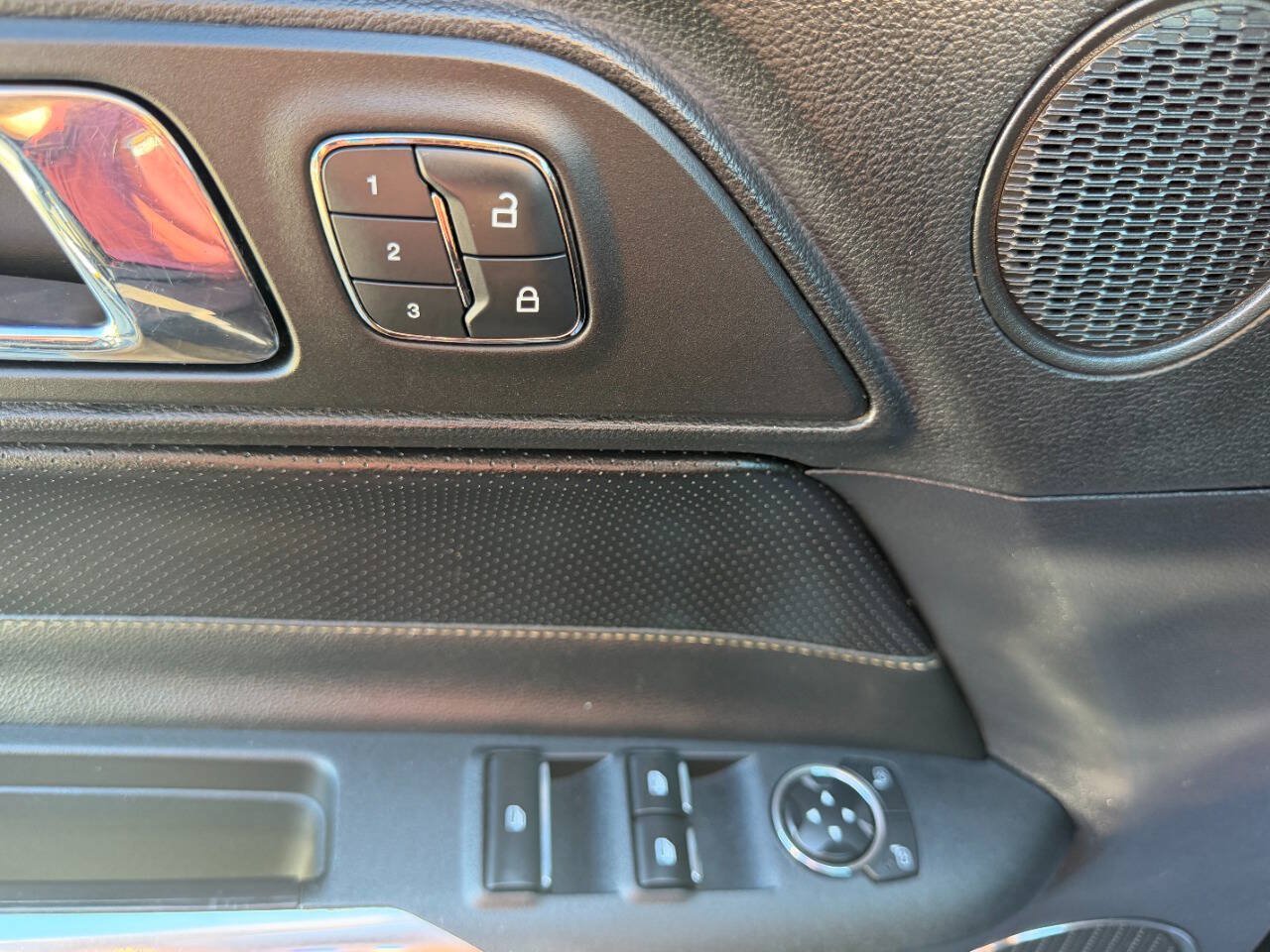 Used 2015 Ford Mustang GT Premium w/ Equipment Group 401A RWD image 25