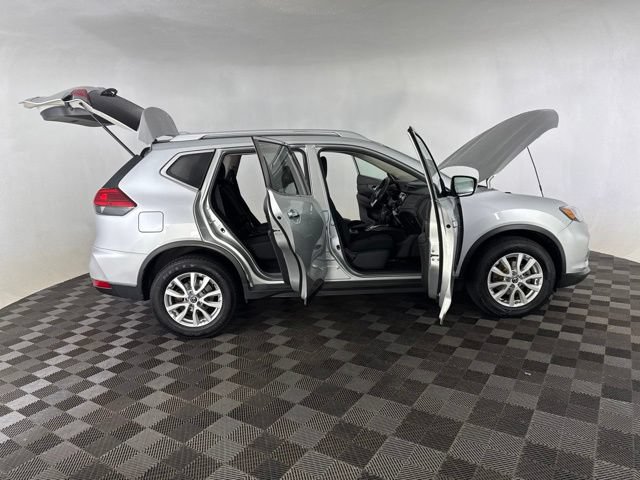Used 2017 Nissan Rogue SV AWD/4WD image 13