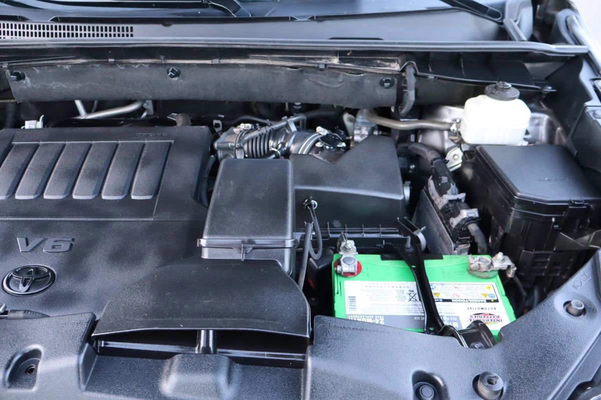 Used 2014 Toyota Highlander XLE image 43